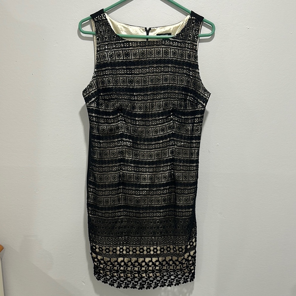 Premise Black Sleeveless Sheath Dress